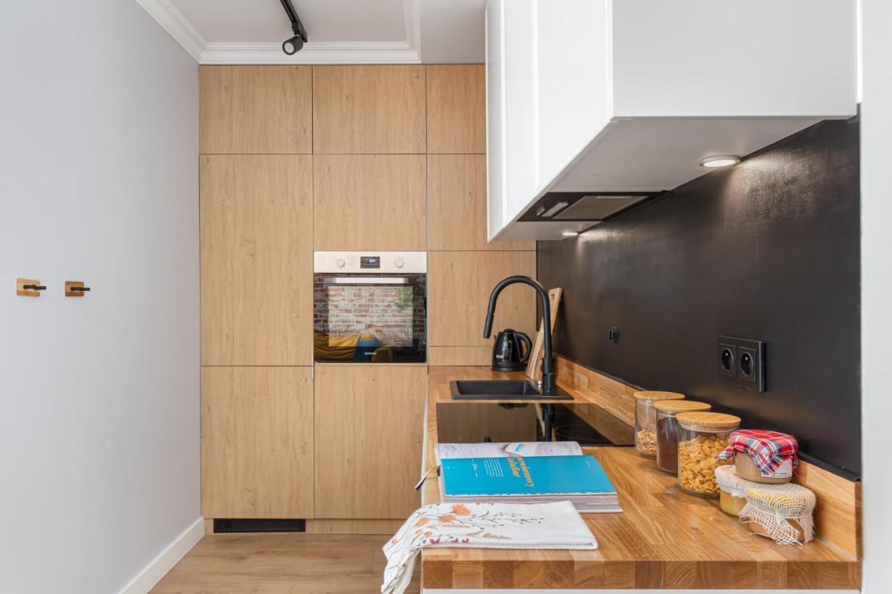 Stylowy Apartament Z Pieknym Widokiem Na Miasto Varşovia Exterior foto